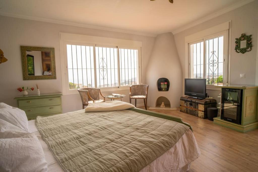Casa Ancladero Room W Big Balcony And Lovely View Фуэнхирола Экстерьер фото